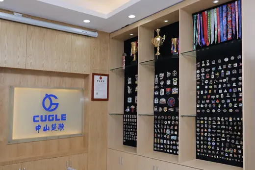 Custom metal medal supplier